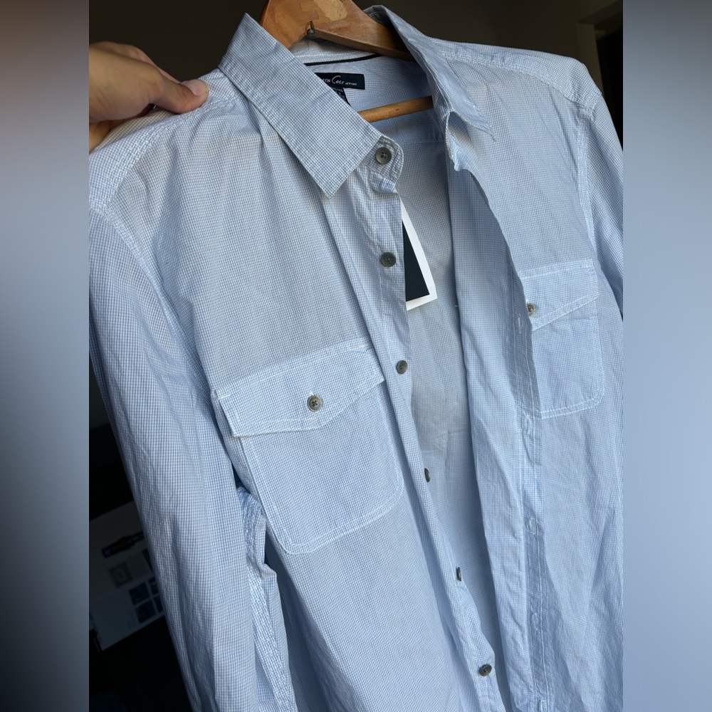 NWT men’s long sleeved button up size Xl
